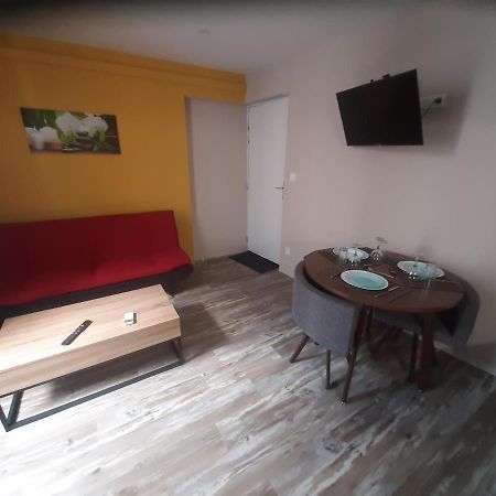 3 Apt T2 Cosy De 40 A 50 M2 Ideal Pour Un Deplacement Pro " Les Iris " Bourg-Saint-Andéol Exteriör bild