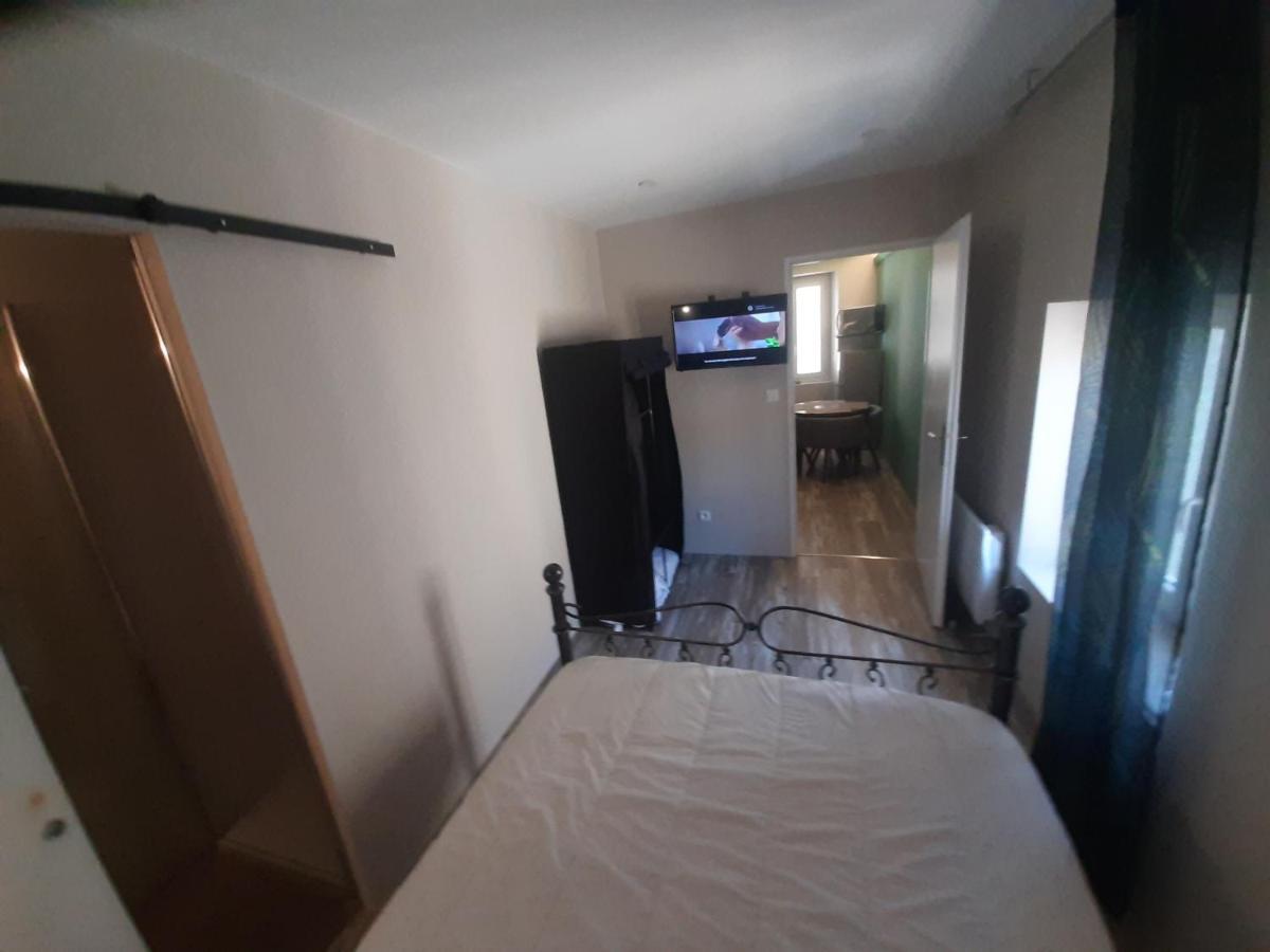 3 Apt T2 Cosy De 40 A 50 M2 Ideal Pour Un Deplacement Pro " Les Iris " Bourg-Saint-Andéol Exteriör bild