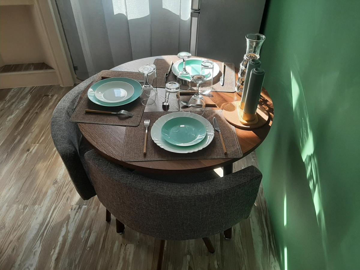 3 Apt T2 Cosy De 40 A 50 M2 Ideal Pour Un Deplacement Pro " Les Iris " Bourg-Saint-Andéol Exteriör bild