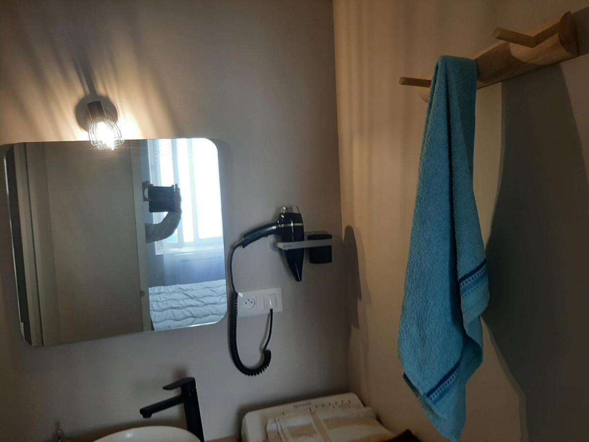 3 Apt T2 Cosy De 40 A 50 M2 Ideal Pour Un Deplacement Pro " Les Iris " Bourg-Saint-Andéol Exteriör bild